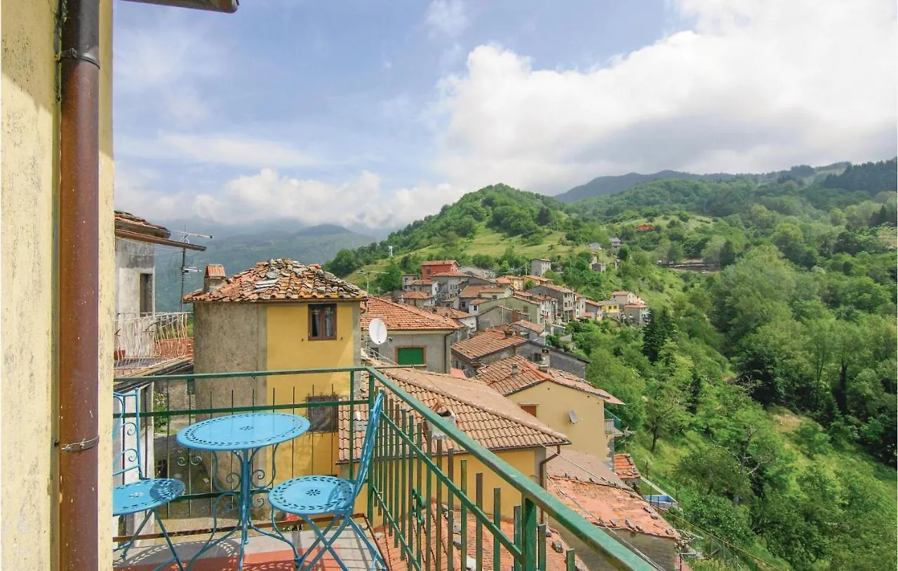 Amazing Home In Montefegatesi With Wifi Tereglio Holiday home