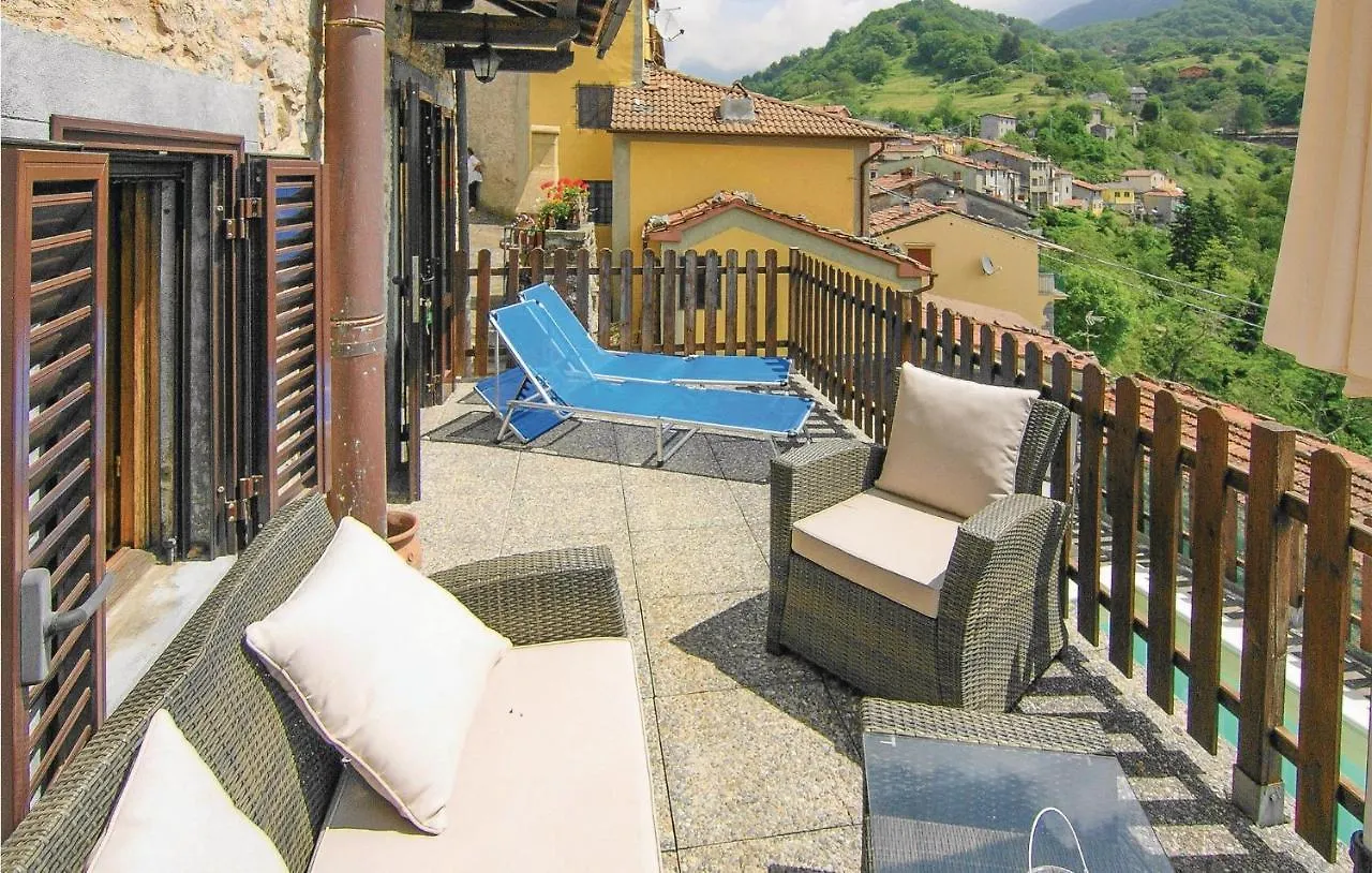 Amazing Home In Montefegatesi With Wifi Tereglio 0*,